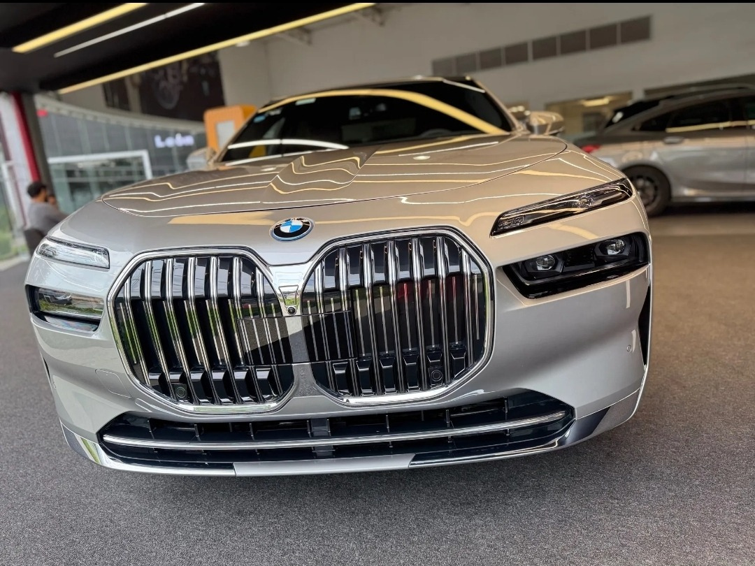 BMW Serie 7 3.0 750E Xdrive Hibrido Conectable Lujo| 2025| 3,632 KM