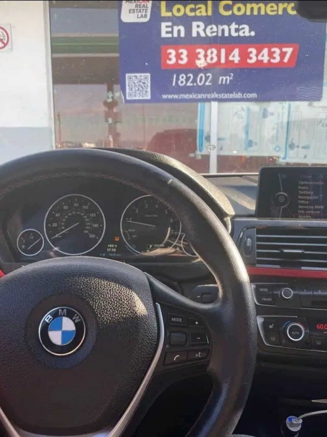 BMW Series 3 Americano| 2012| 140,000 KM