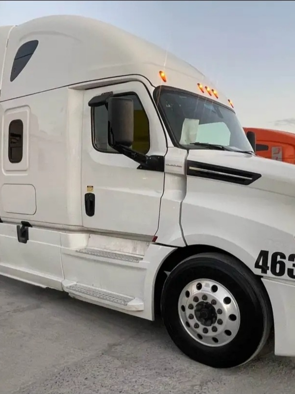 Freightliner cascadia dd15| 2019