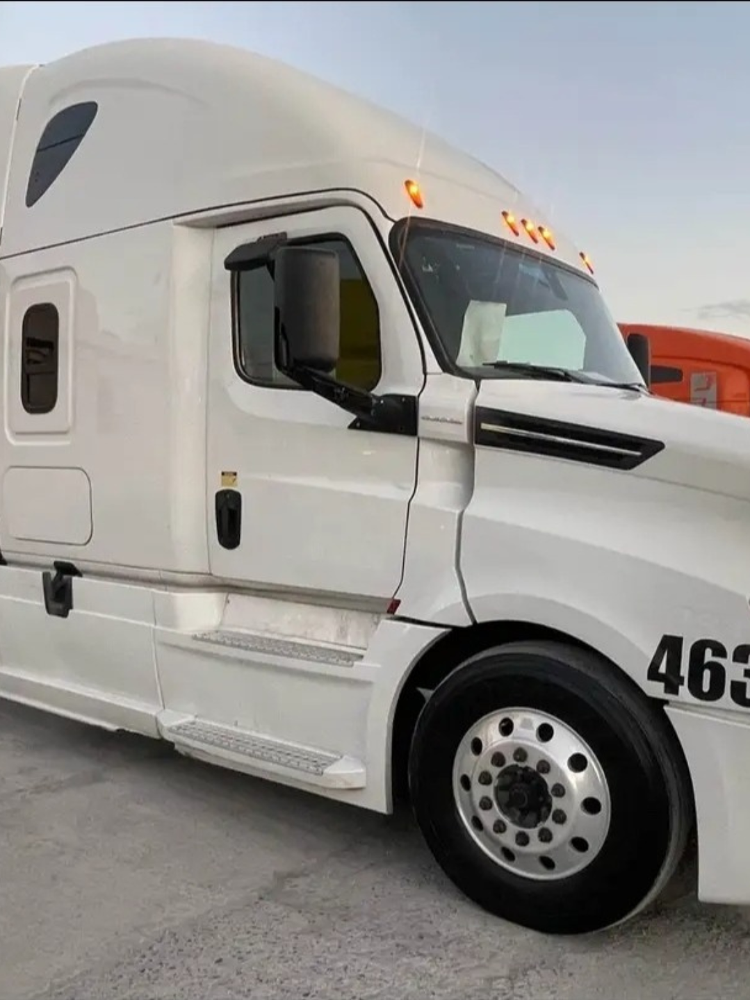 Freightliner cascadia dd15| 2019
