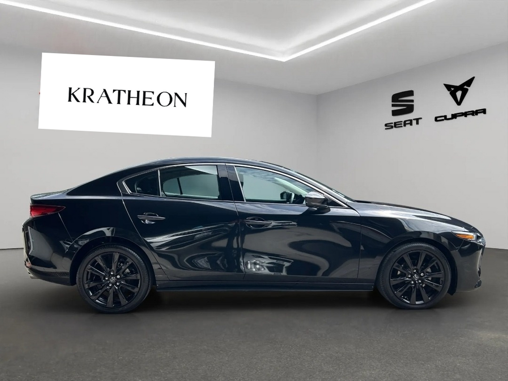 Mazda Mazda 3 SEDAN SIGNATURE 2.5L AUT Seminuevo | 2024| 26,405 KM