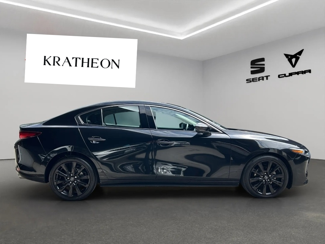 Mazda Mazda 3 SEDAN SIGNATURE 2.5L AUT Seminuevo | 2024| 26,405 KM