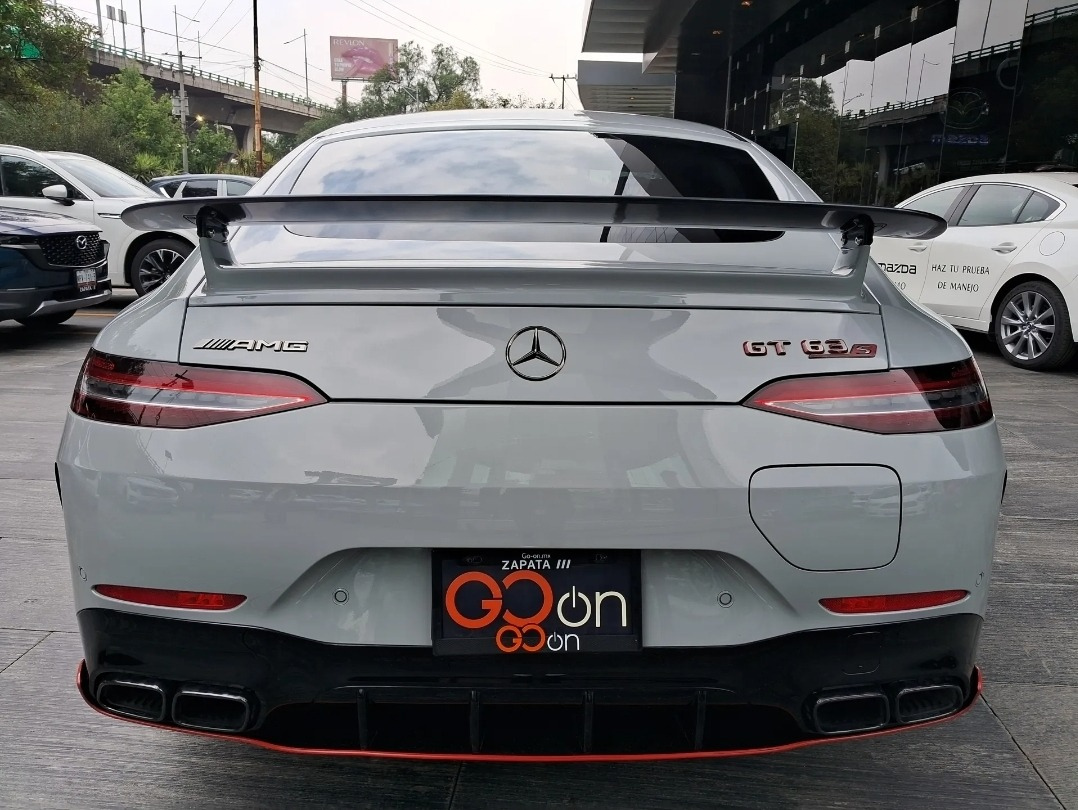 Mercedes-Benz AMG GT 4.0 S At Lujo| 2023| 9,000 KM