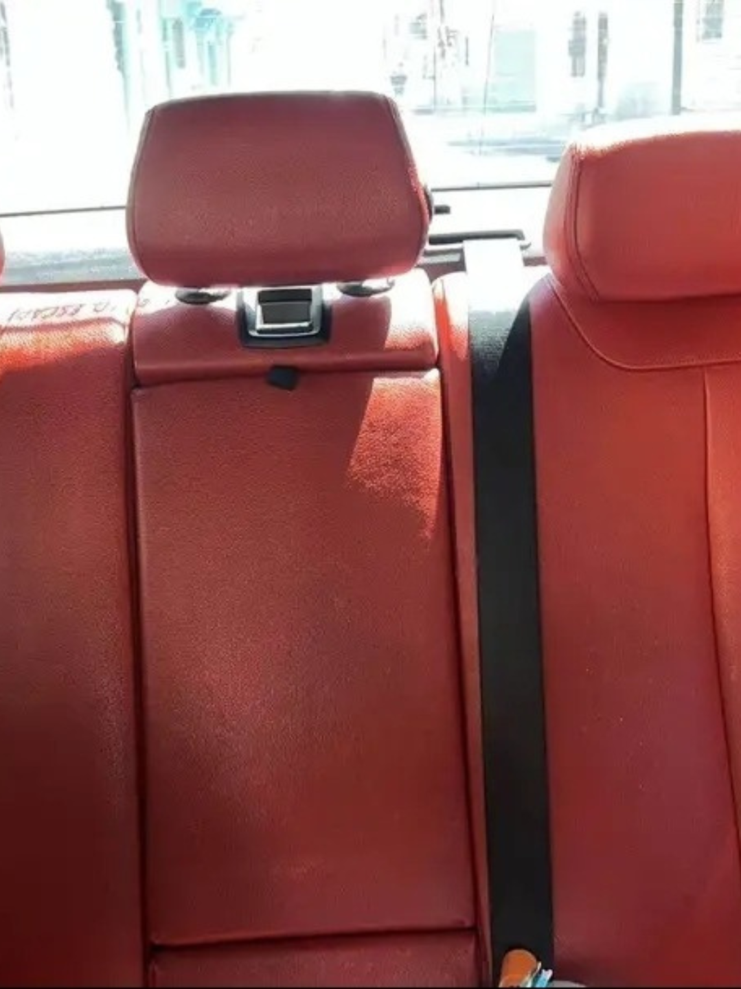 BMW Series 3 Americano| 2012| 140,000 KM