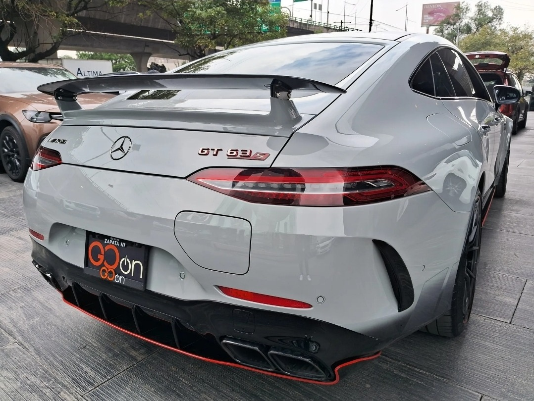 Mercedes-Benz AMG GT 4.0 S At Lujo| 2023| 9,000 KM