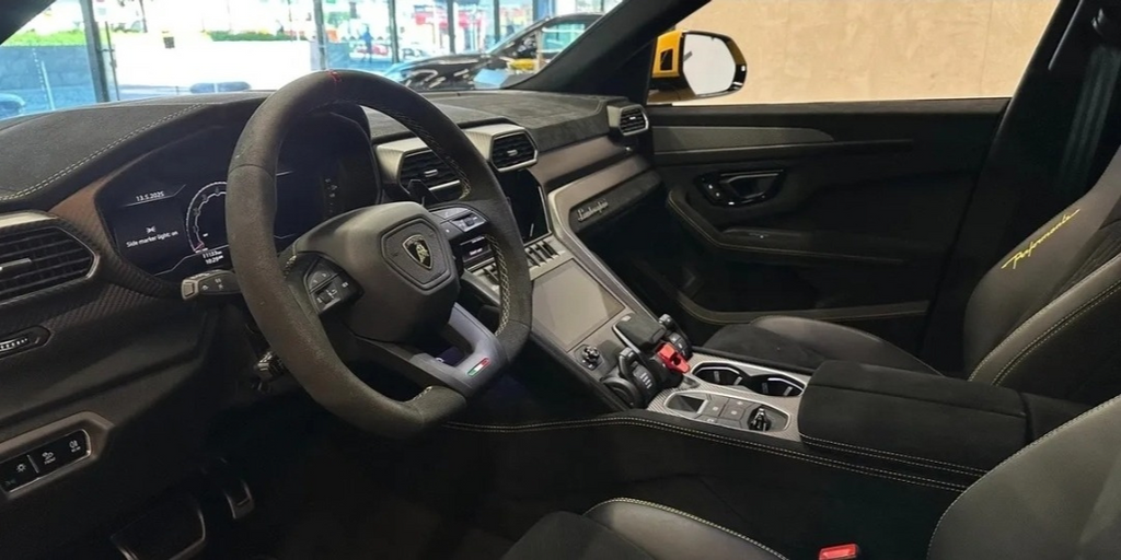Lamborghini Urus 4.0 V8 Performante At Deportivo | 2023| 11,145 KM