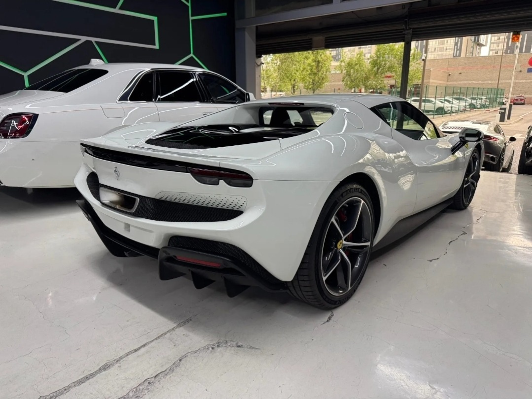 Ferrari 296 Gtb  | 2025| 0KM