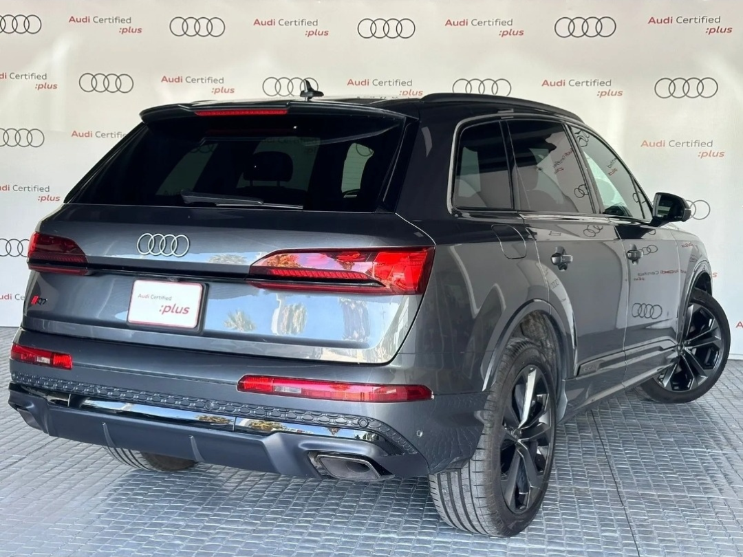 Audi Q7 3.0 55 Tfsie Quattro| 2025| 1,499 KM