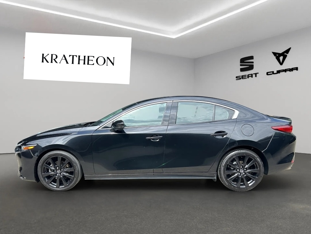 Mazda Mazda 3 SEDAN SIGNATURE 2.5L AUT Seminuevo | 2024| 26,405 KM