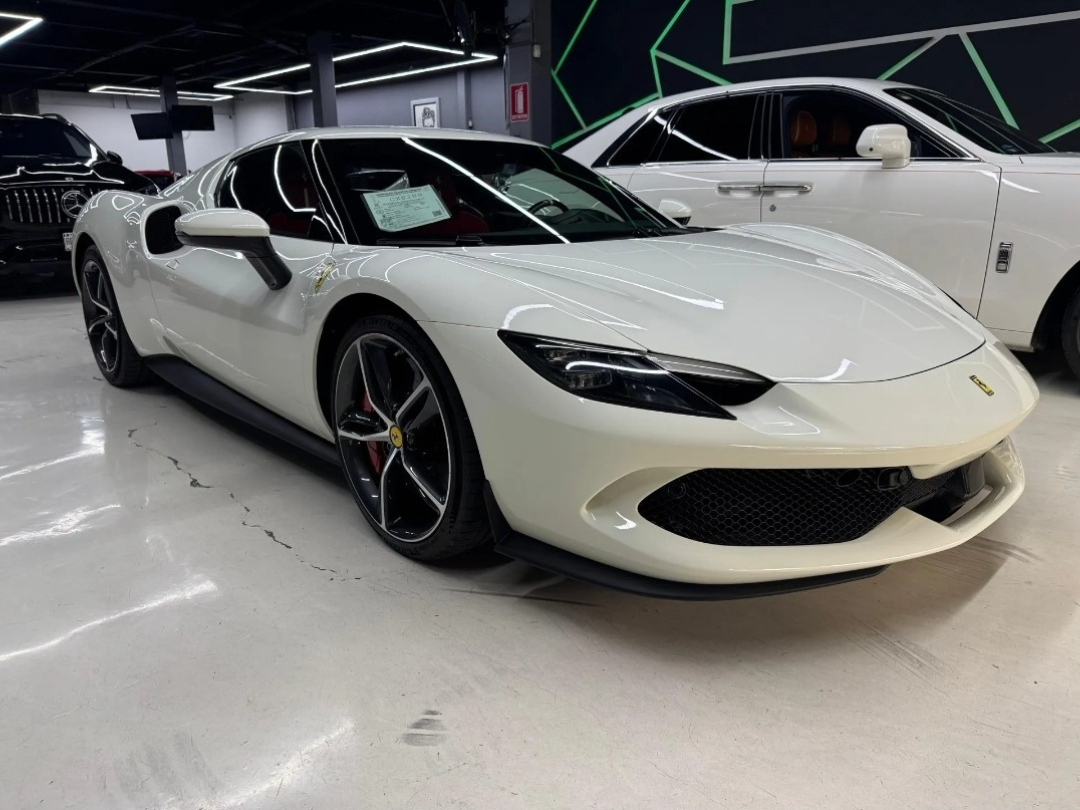 Ferrari 296 Gtb  | 2025| 0KM