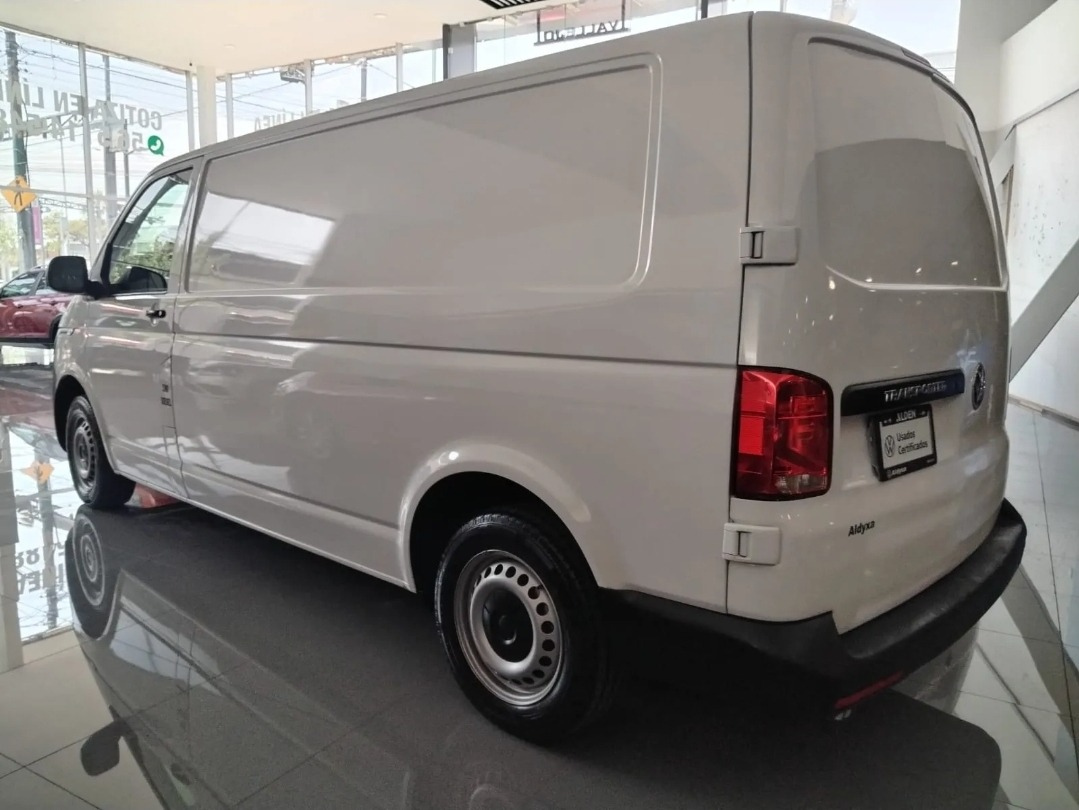 Volkswagen Transporter 2.0 Cargo Van Mt | 2022| 48,000 KM