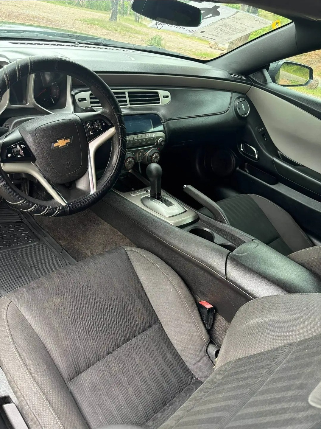 Chevrolet Camaro Americano | 2015| 120,000 KM