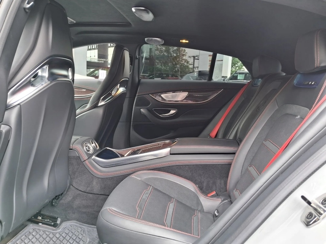 Mercedes-Benz AMG GT 4.0 S At Lujo| 2023| 9,000 KM